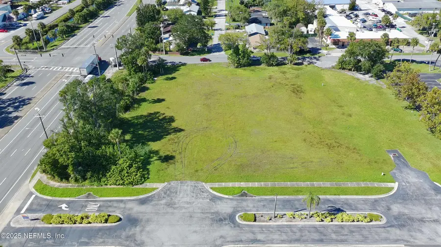 945 6th Street, Daytona Beach, FL 32117 - #2