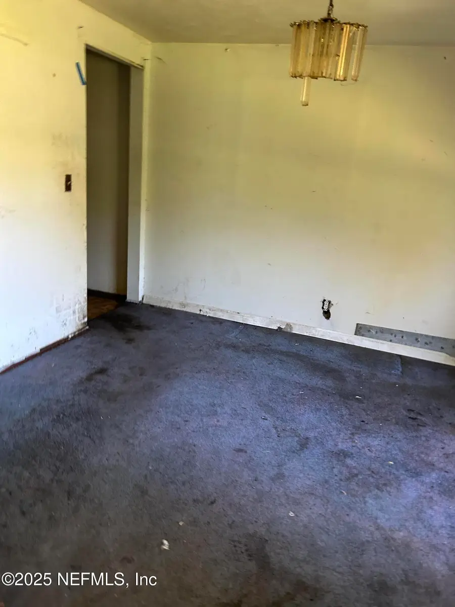 9238 2nd Avenue, Jacksonville, FL 32208 - Image #3
