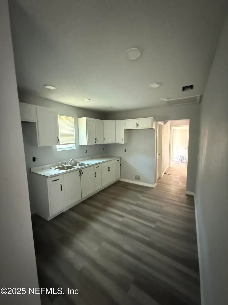 830 Rushing Street, Jacksonville, FL 32209 - Image #3