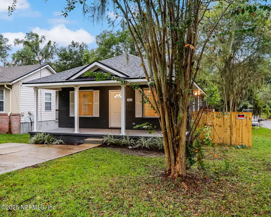 7107 Elwood Avenue, Jacksonville, FL 32208 - Image #2