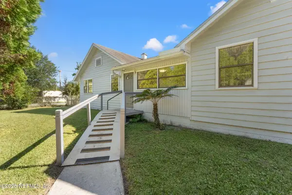 5104 Hollycrest Drive, Jacksonville, FL 32205