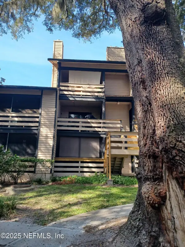 1604 Arcadia Drive #203, Jacksonville, FL 32207