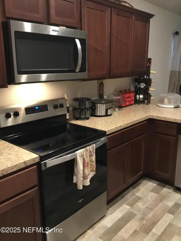 8010 Belsay Circle, Jacksonville, FL 32219