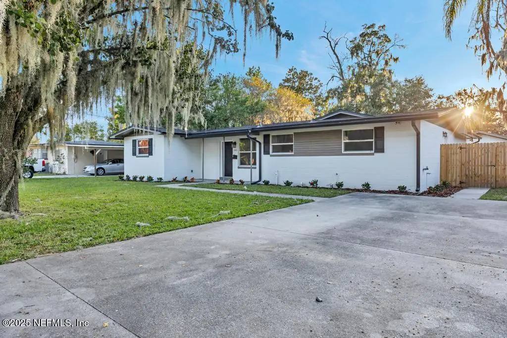 1050 Glynlea Road, Jacksonville, FL 32216 - Image #1