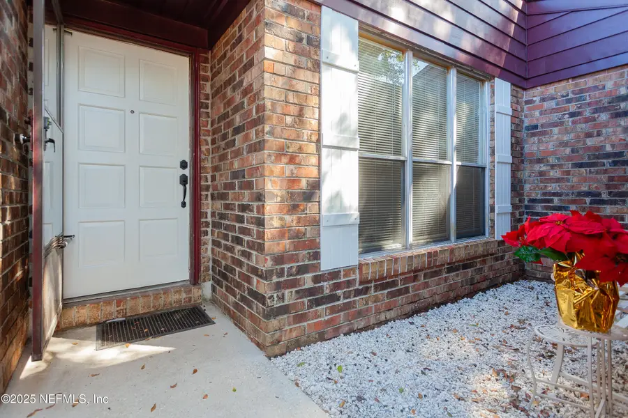 1515 W Pointer W Drive, Jacksonville, FL 32221 - Image #3