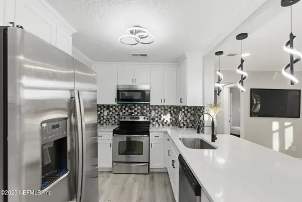 2555 Beaverbrook Place, Jacksonville, FL 32254