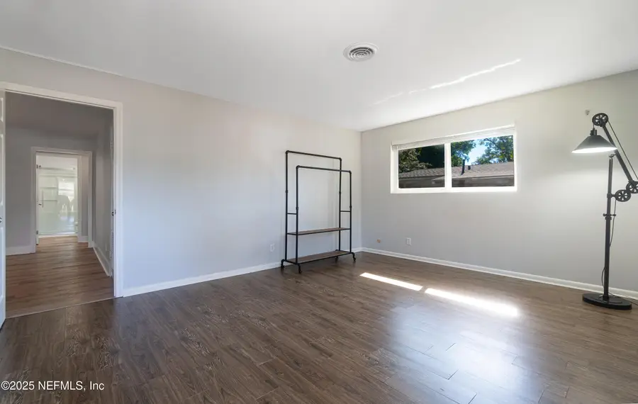 3915 Rodby Drive, Jacksonville, FL 32210 - Image #2