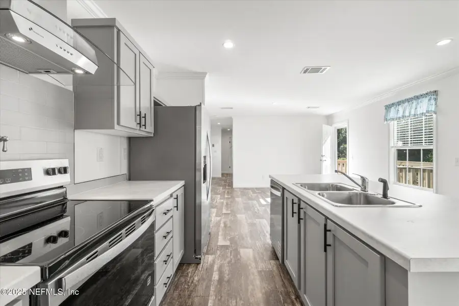 114 Santa Cruz Street, East Palatka, FL 32131 - Image #3