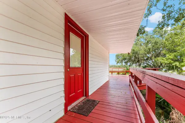 140 Morris Lake Drive, Hawthorne, FL 32640