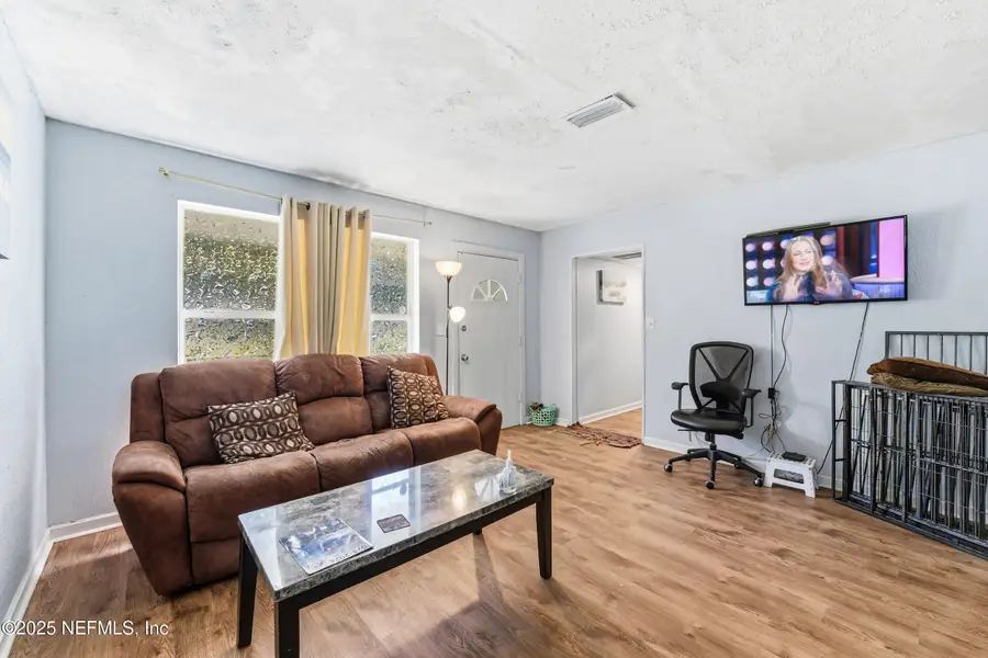 4909 Fredericksburg Avenue, Jacksonville, FL 32208 - #3