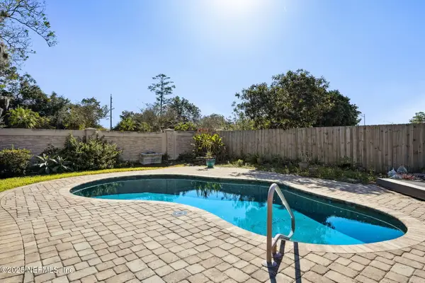 2273 E Fallen Tree Drive, Jacksonville, FL 32246