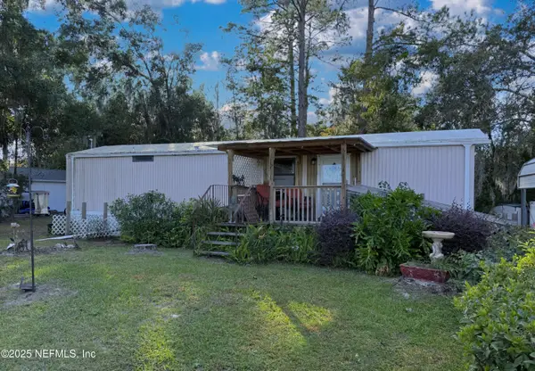 159 Jewel Avenue, Interlachen, FL 32148