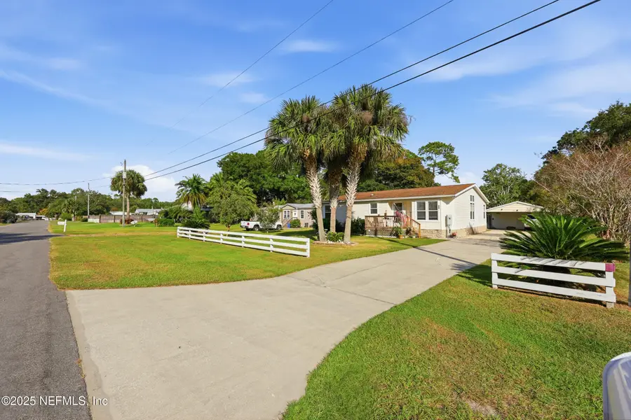 112 Waterside Avenue, Satsuma, FL 32189 - Image #3
