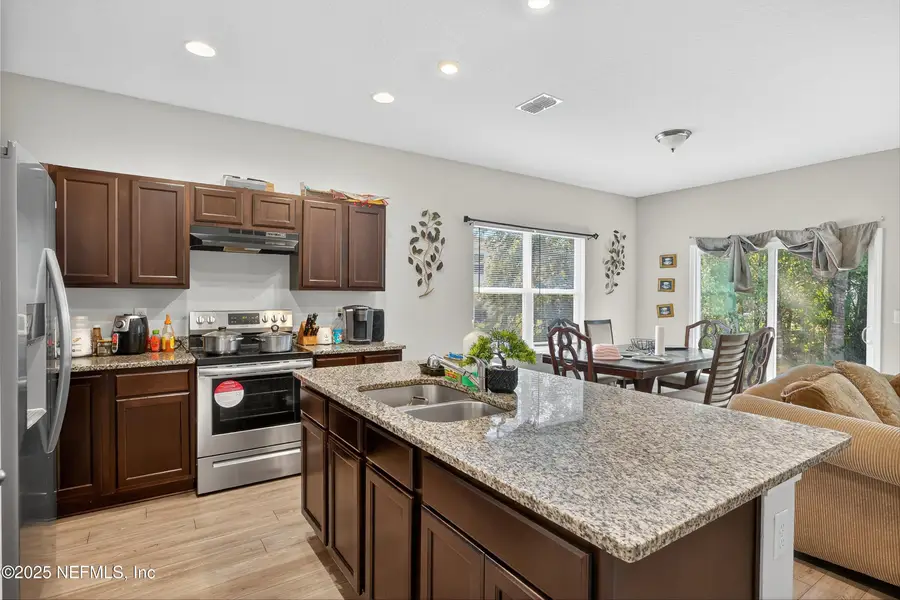 756 Talking Tree Drive, Jacksonville, FL 32205 - Image #2