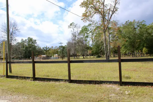 3990 Appaloosa Road, Middleburg, FL 32068