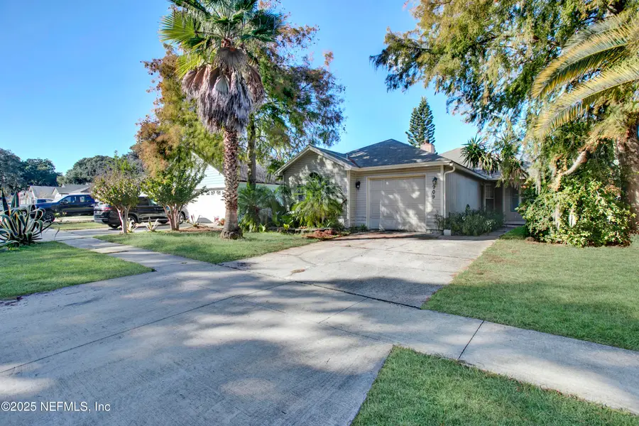 909 Gavagan Road, Jacksonville, FL 32233 - Image #2