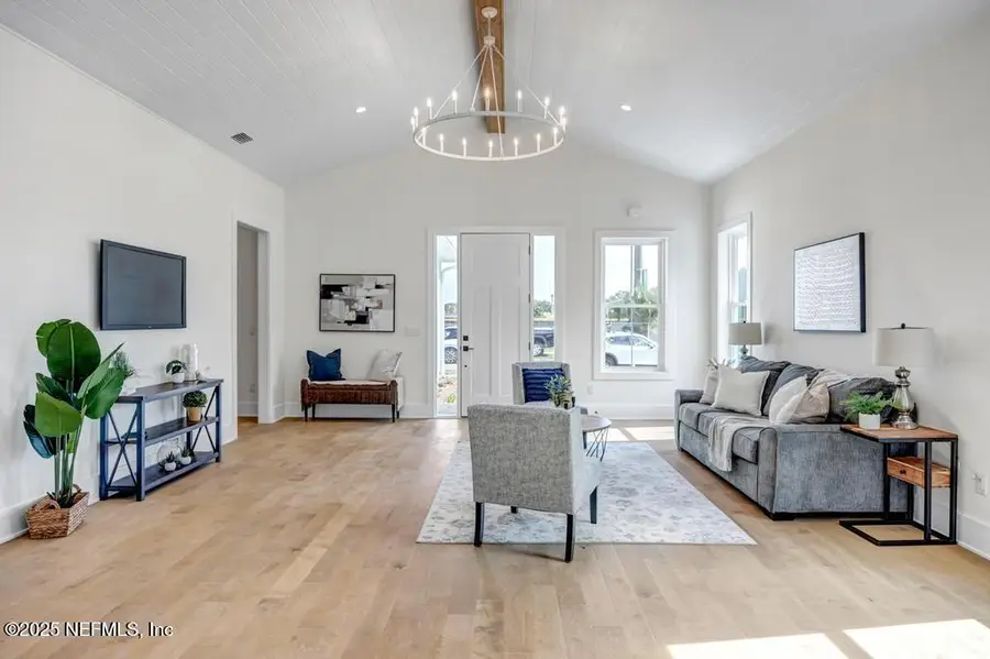 552 Seagate Avenue, Neptune Beach, FL 32266 - Image #2