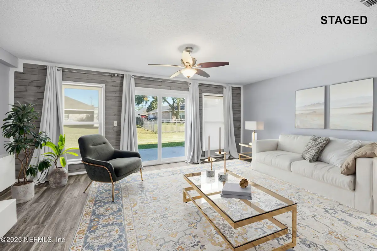 11 Northside S Drive #202, Jacksonville, FL 32218 - Image #1