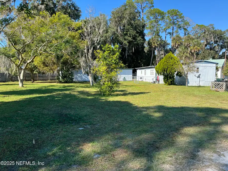 101 Hummingbird Trail, Crescent City, FL 32112 - Image #2