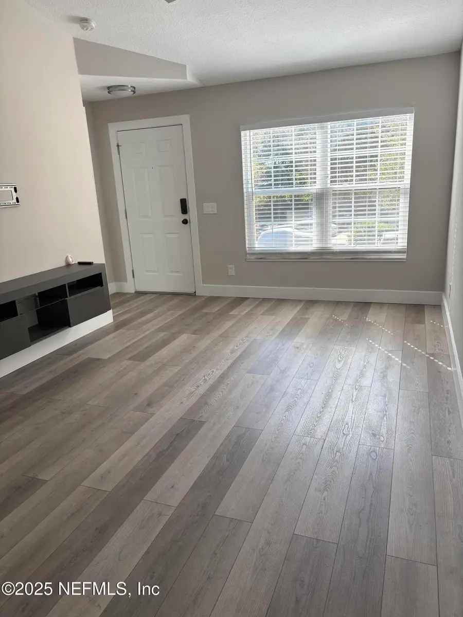 13700 N Richmond Park Drive #806, Jacksonville, FL 32224 - Image #2