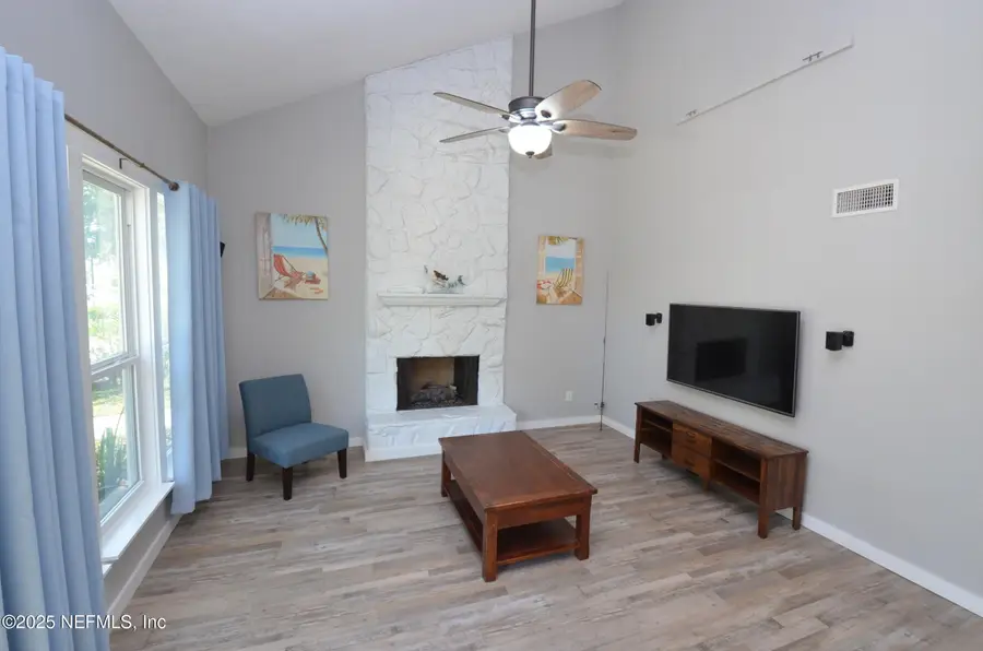 3924 Petite W Drive, Jacksonville, FL 32250 - Image #3