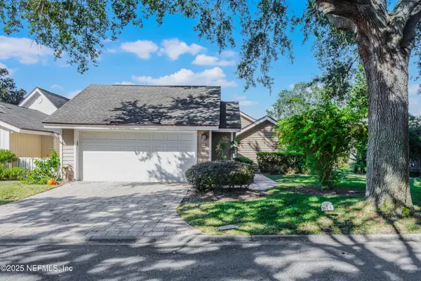 27 Carriage Lane, Ponte Vedra Beach, FL 32082
