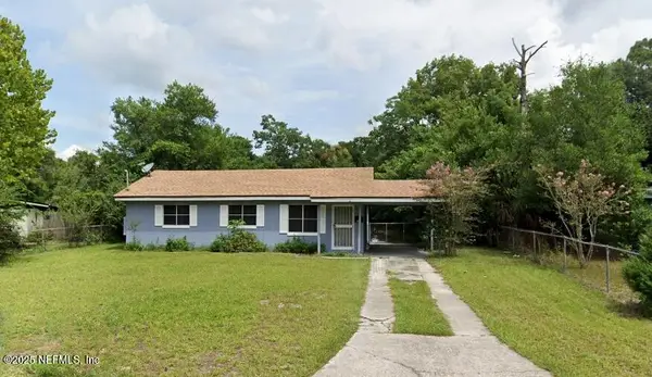 1039 Ake Lane, Jacksonville, FL 32218