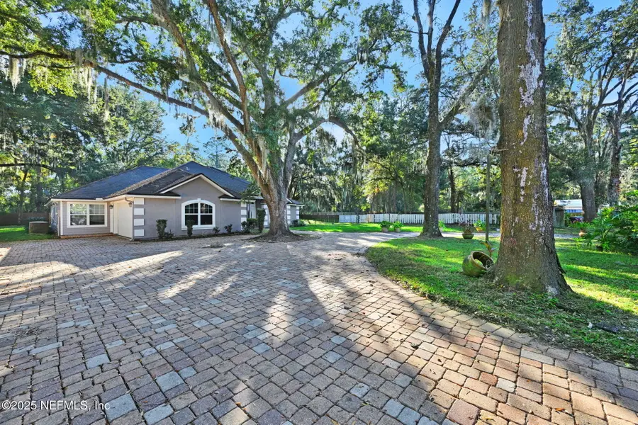 9547 Shellie Road, Jacksonville, FL 32257 - Image #2
