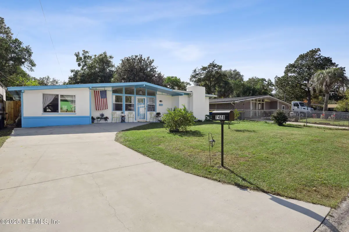 7428 Sandhurst S Road, Jacksonville, FL 32277 - Image #1