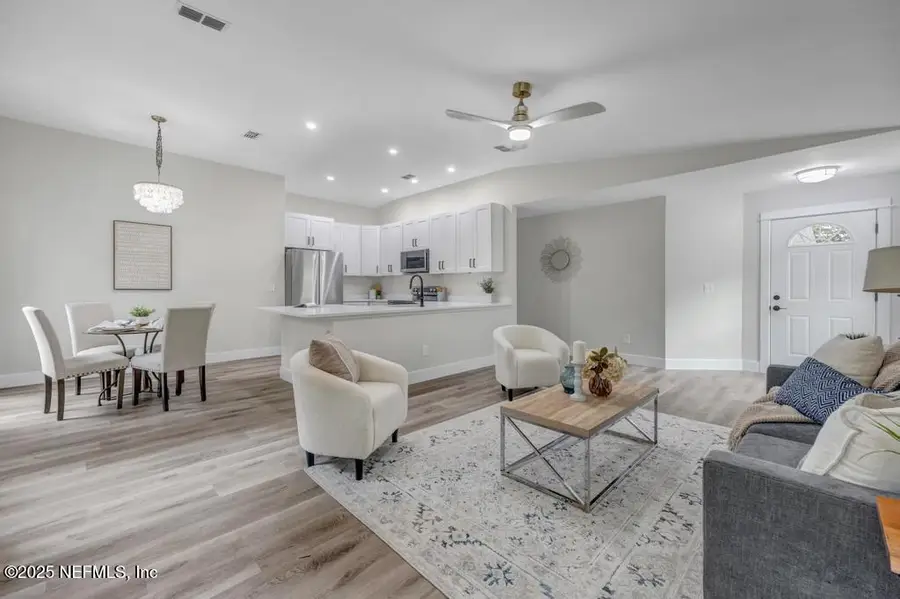 1361 Munson Cove Drive, Jacksonville, FL 32233 - Image #2