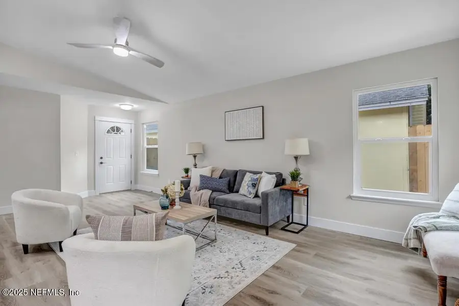 1361 Munson Cove Drive, Jacksonville, FL 32233 - Image #3