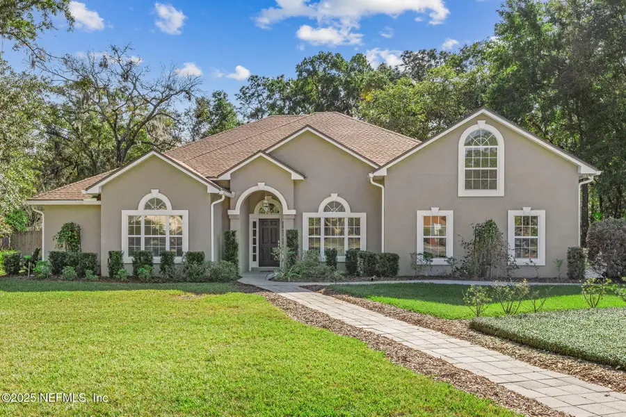 2421 Hawkcrest E Drive, Saint Johns, FL 32259 - Image #2