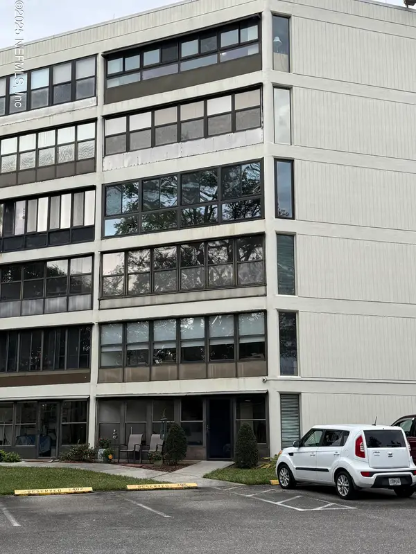 1071 Edgewood Avenue #401, Jacksonville, FL 32205