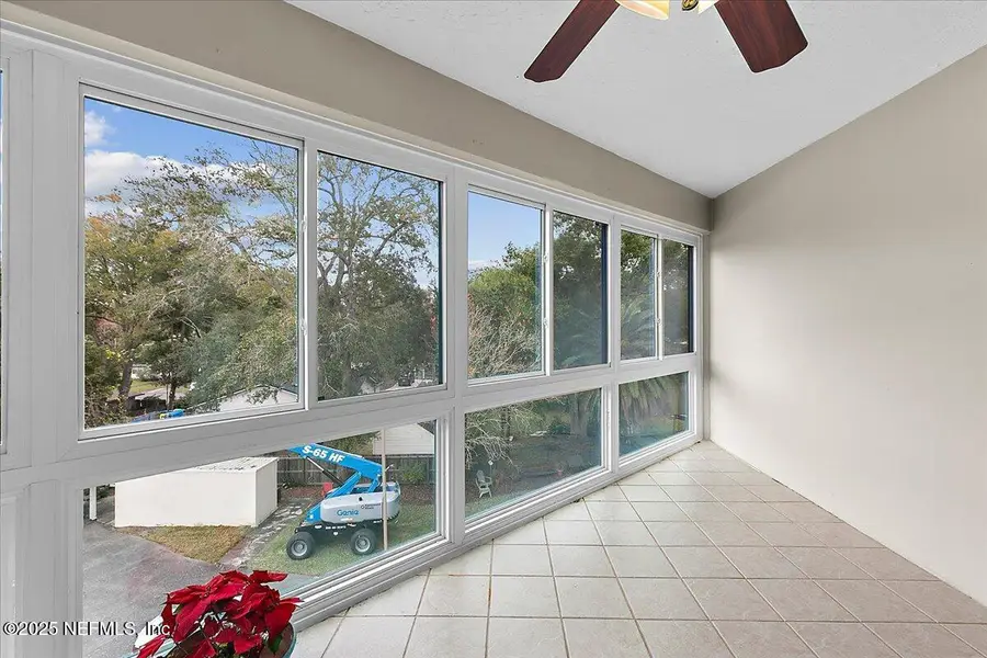 1071 Edgewood S Avenue #401, Jacksonville, FL 32205 - Image #3