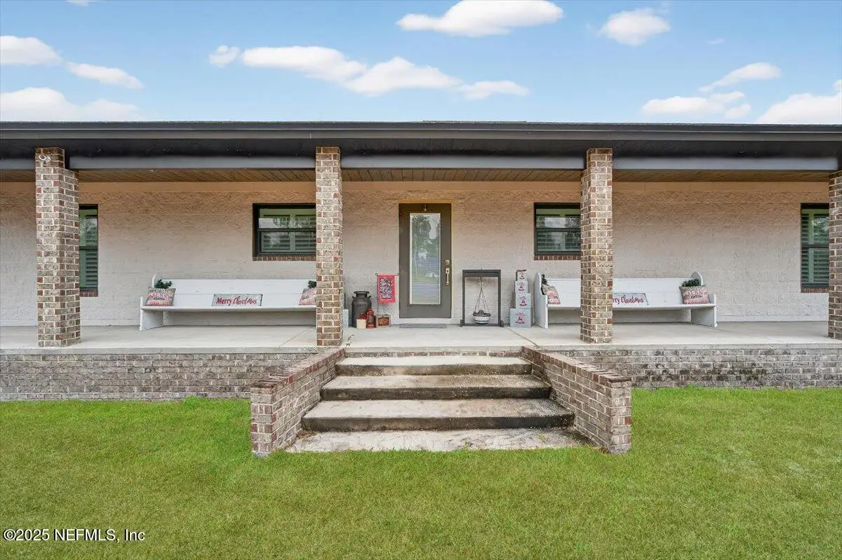 14189 Glen Farms Drive, Glen Saint Mary, FL 32040 - Image #1