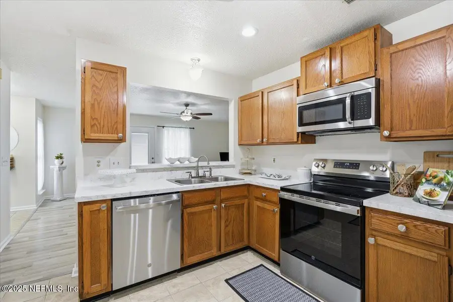 4132 Stillwood Drive, Jacksonville, FL 32257 - Image #3