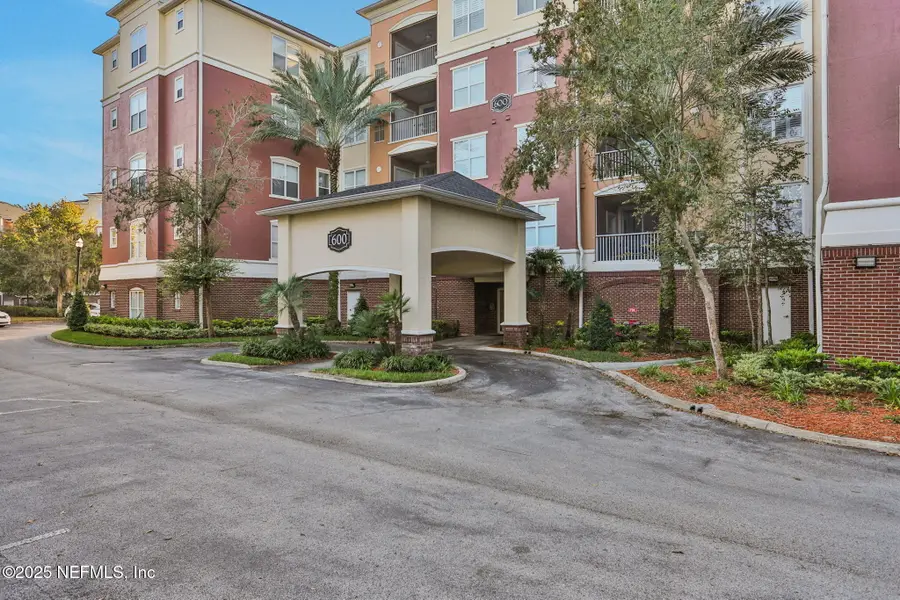 4480 Deerwood Lake Parkway #641, Jacksonville, FL 32216 - Image #2