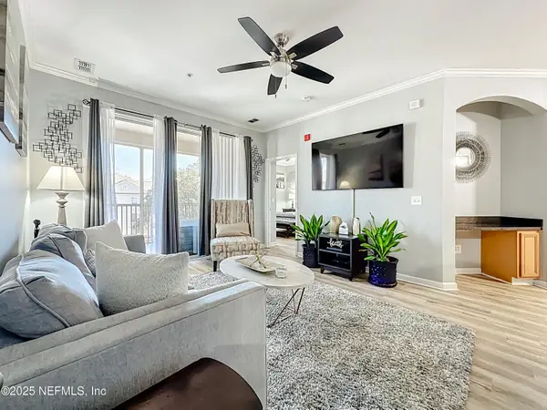 8601 Beach Boulevard #409, Jacksonville, FL 32216