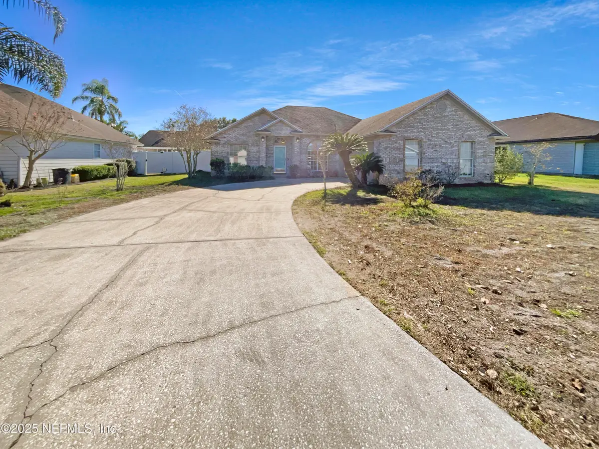 9042 Smoketree Drive, Jacksonville, FL 32244 - Image #1