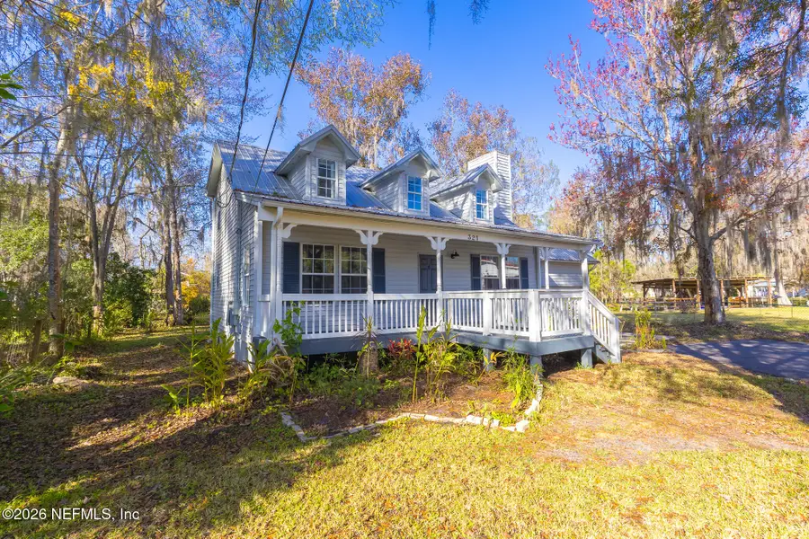 321 Paradise Circle, Satsuma, FL 32189 - Image #2