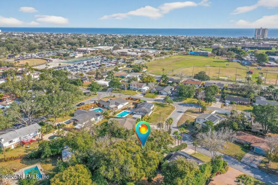 2002 Oak Grove Circle, Jacksonville Beach, FL 32250 - Image #3