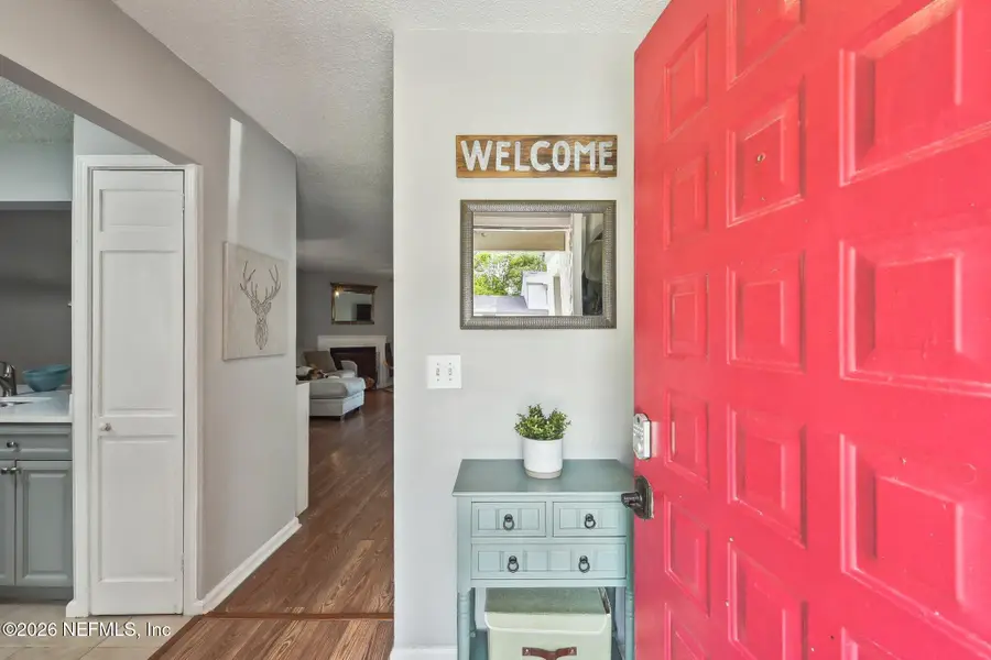 8300 Plaza Gate Lane #1242, Jacksonville, FL 32217 - Image #3