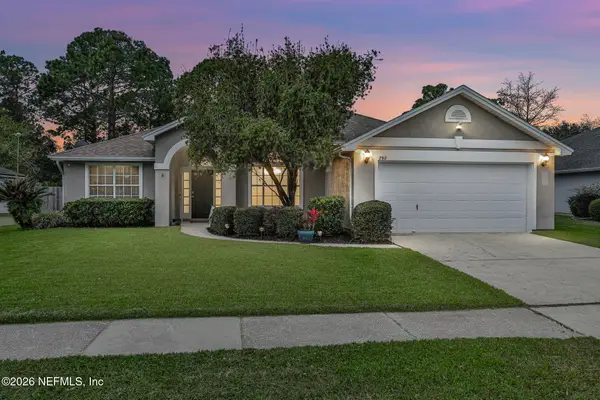 792 Pleasure Bay Drive, Jacksonville, FL 32225