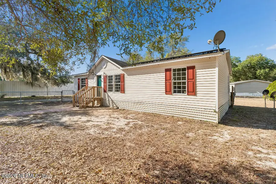 101 Ridgewood Avenue, Interlachen, FL 32148 - #2