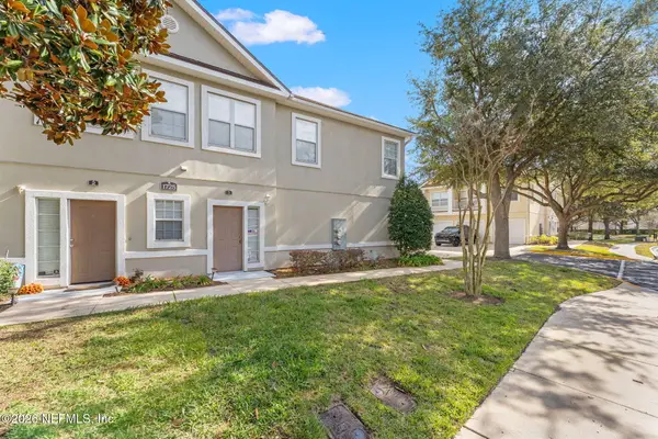 1725 Forest Lake Circle #3, Jacksonville, FL 32225