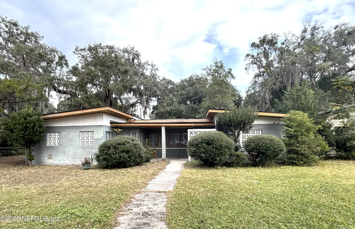 726 St Johns Avenue, Green Cove Springs, FL 32043 - #1