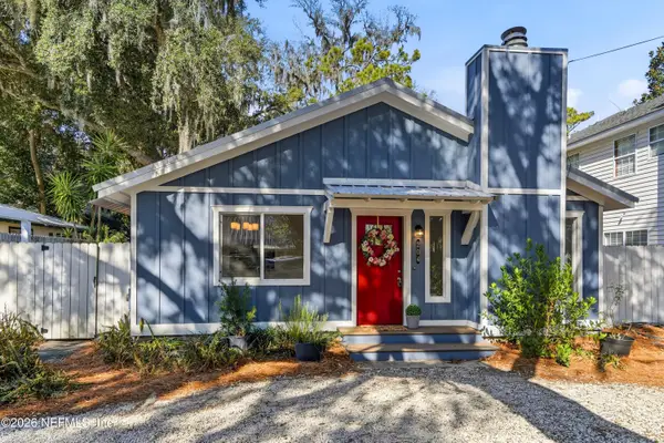 204 Pine Street, St. Simons Island, GA 31522
