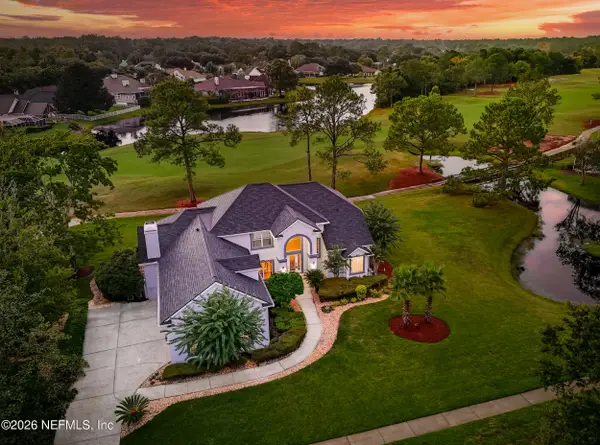 10082 Chester Lake E Road, Jacksonville, FL 32256