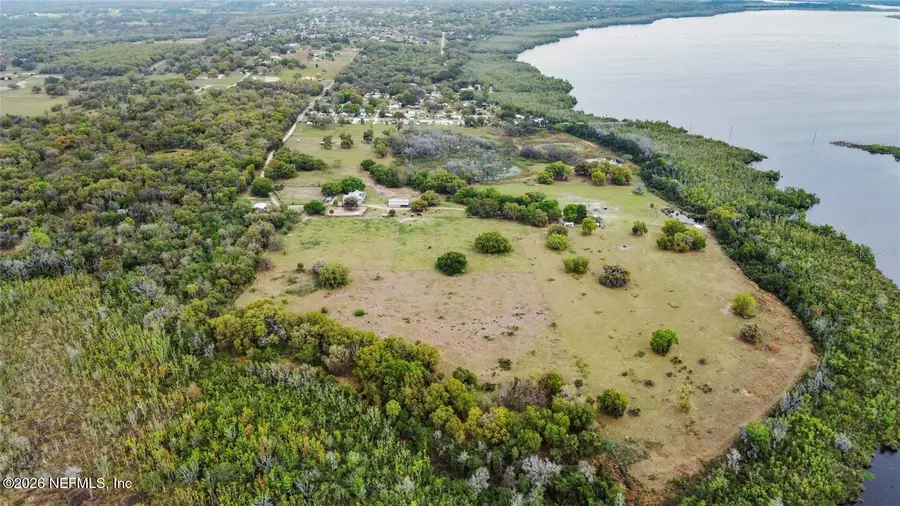 37800 Illinois Street, Lady Lake, FL 32159 - Image #2