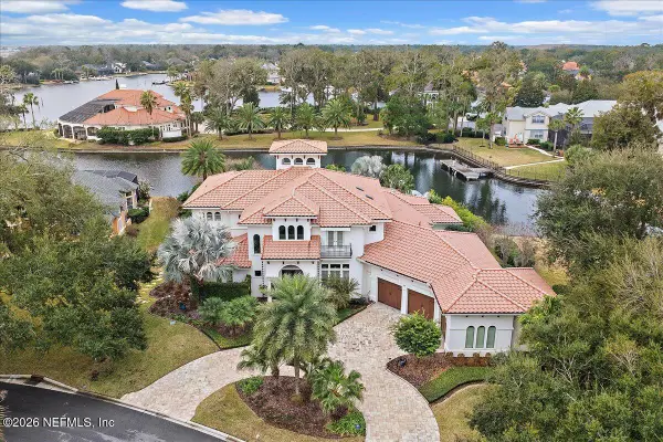 1397 Moss Creek Drive, Jacksonville, FL 32225